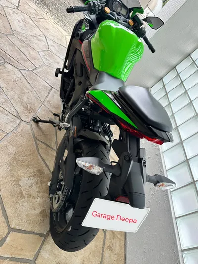  カワサキNinja ZX-25R SE KRTエディション 写真4