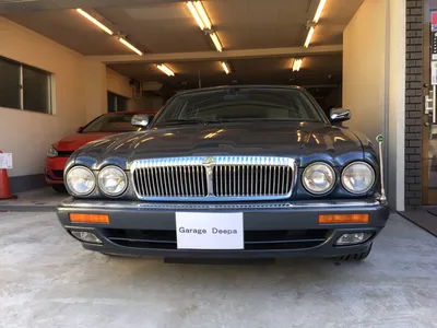 デイムラーダブルシックス'1995 写真2